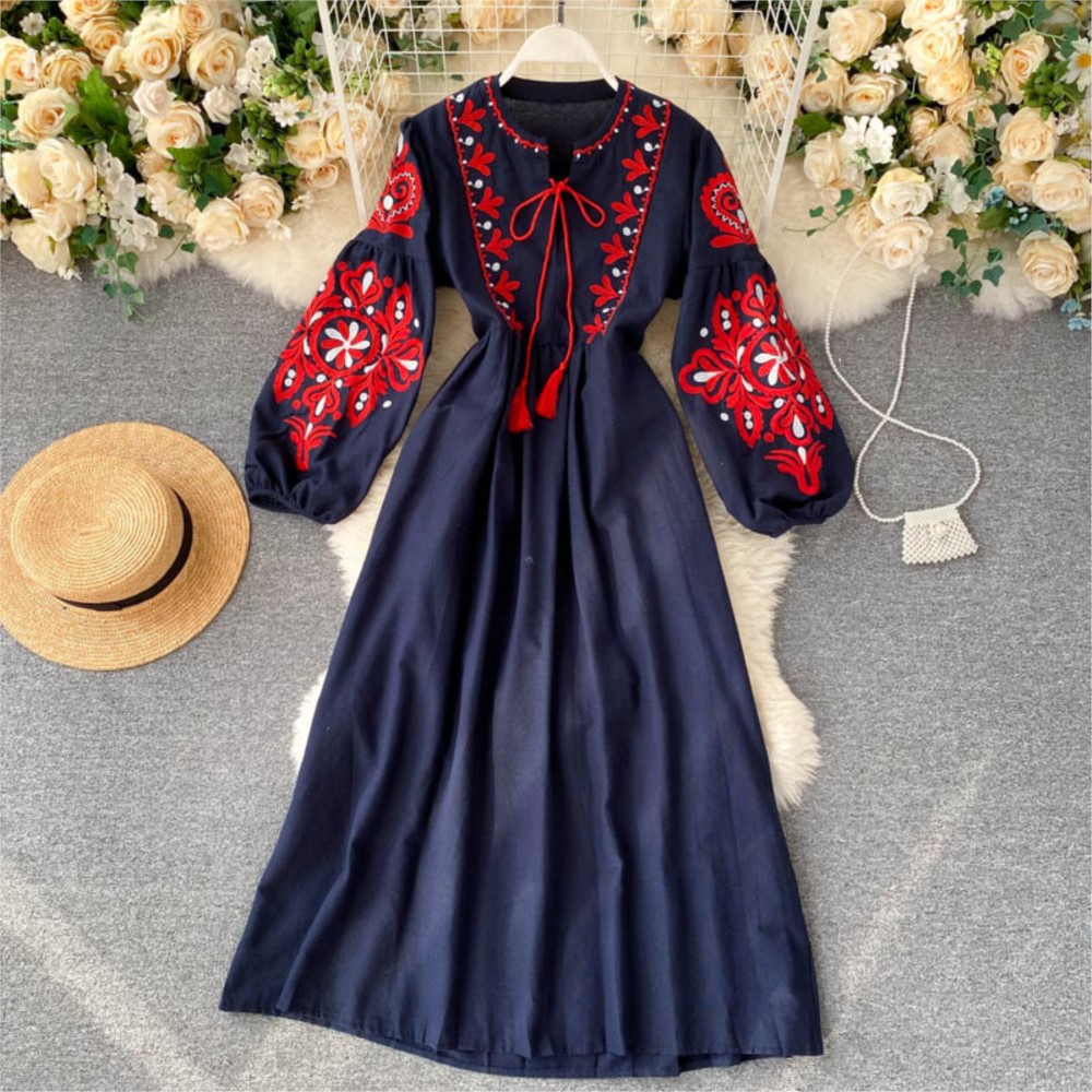 Robe ample brodée de fleurs po - Winter Clothing Dress Up avis et prix