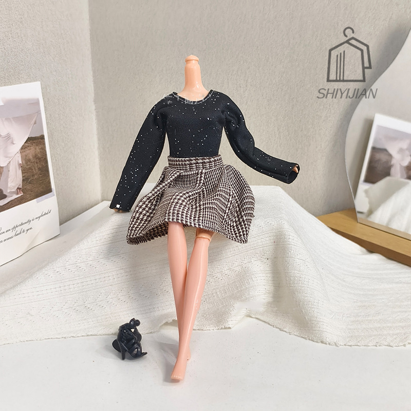 Robe de poupée faite à la main - Winter Clothing Dress Up avis et prix